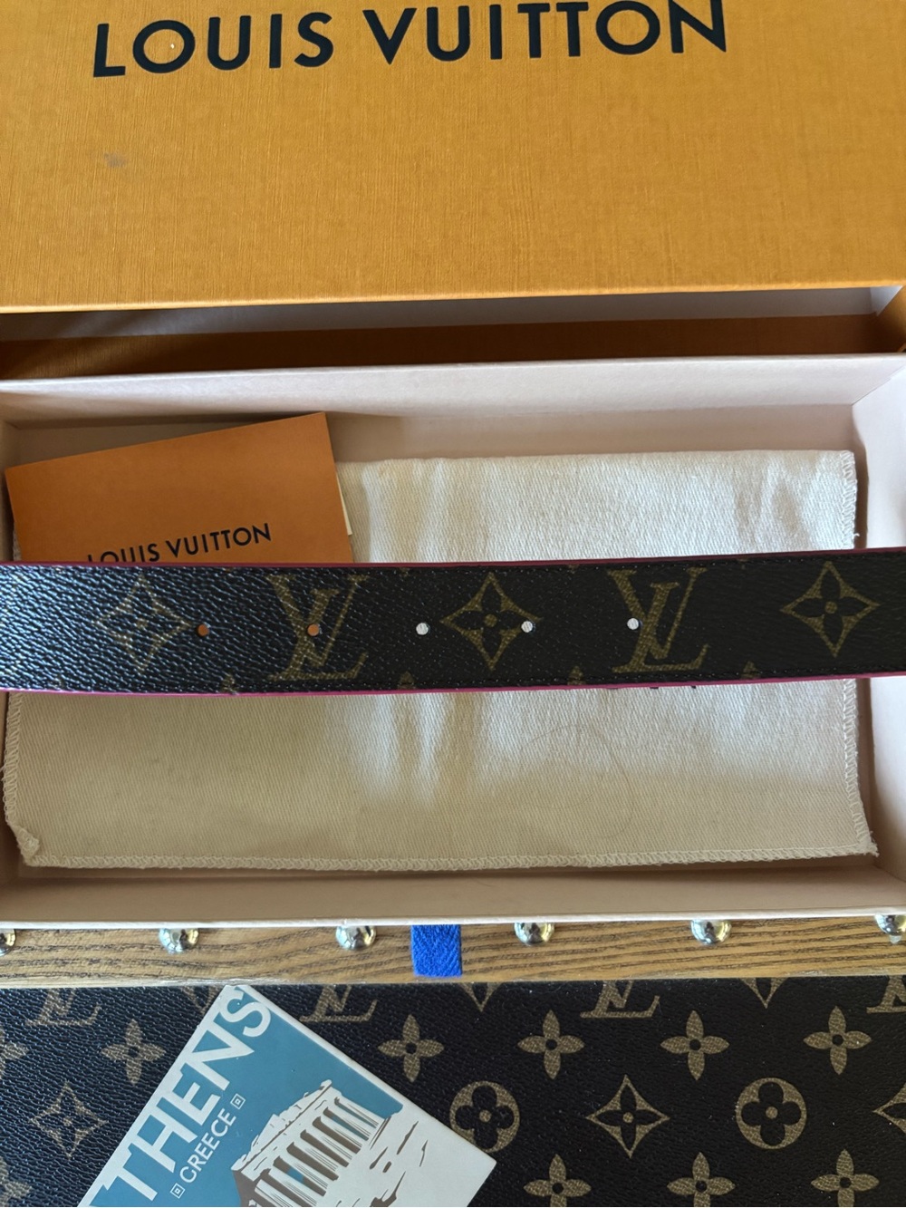 Louis Vuitton Initiales 30mm Reversible Belt - Picture 9 of 10